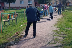 Sady_blok3_sprzatanie2023_019