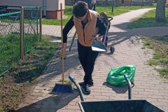 Sady_blok3_sprzatanie2023_037