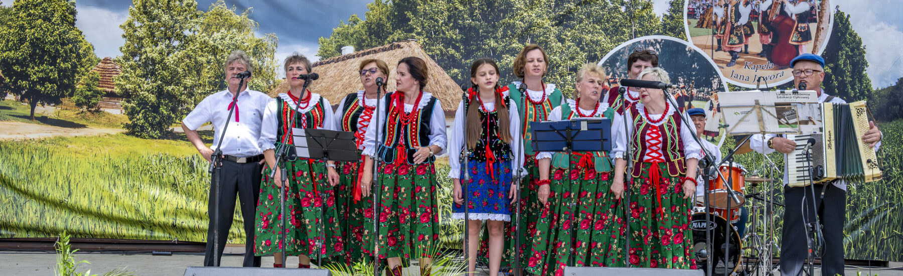 XVII Festiwal Ludowy w Sędziszowie