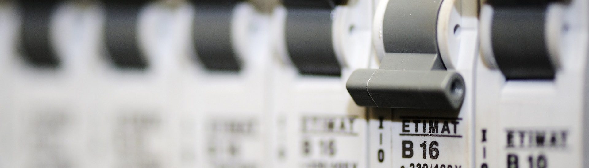 PGE Dystrybucja rozpoczyna kampanię edukacyjno-informacyjną na rzecz bezpieczeństwa instalacji elektrycznych w budynkach gospodarczych